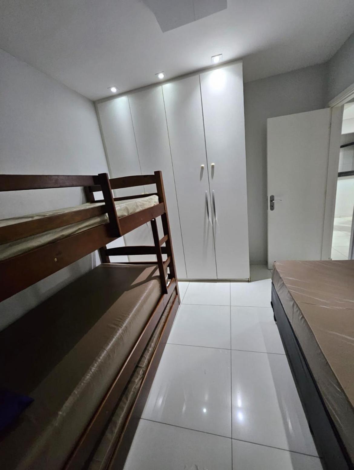 Pitangueiras 1 , 2 Dormitorios, Piscina, 100 M Praia, Duas Vagas De Garagem E Wi-Fi Guaruja Bagian luar foto